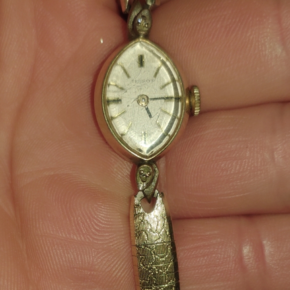 Tissot Accessories - Vintage Tissot Women's Cocktail 10k Rolled Gold Plated Watch